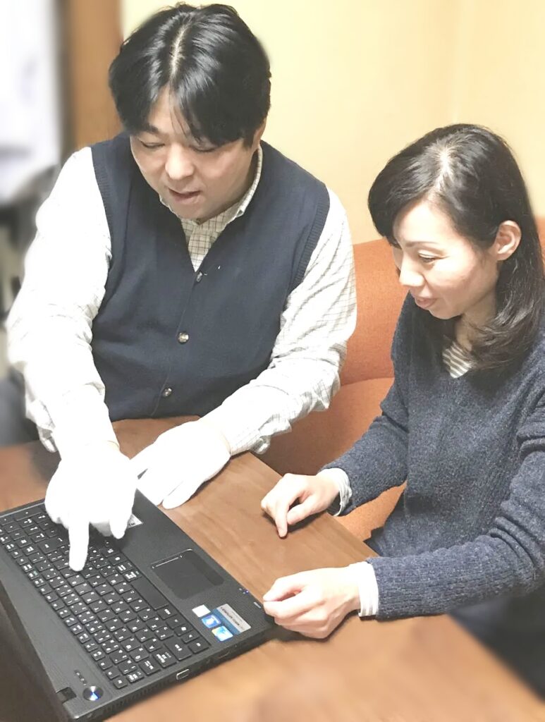 京都市南区のパソコン修理、パソコン設定業者のエヌシーオーの西村の写真です。