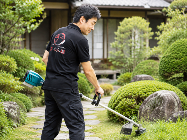 草刈り・除草作業のイメージ